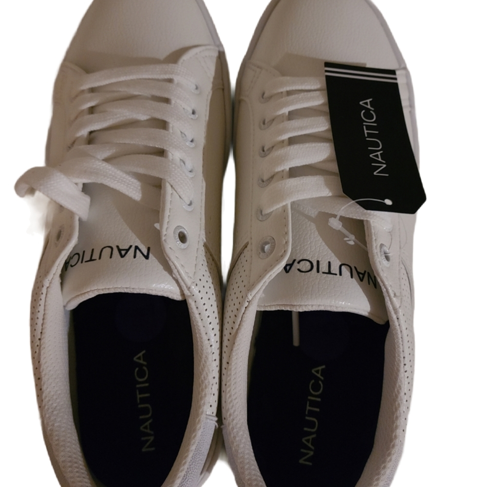 Nautica